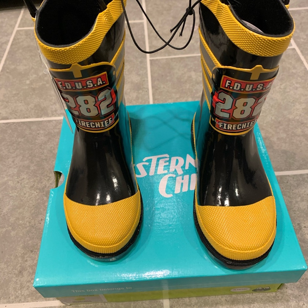 Fire chief rain boots